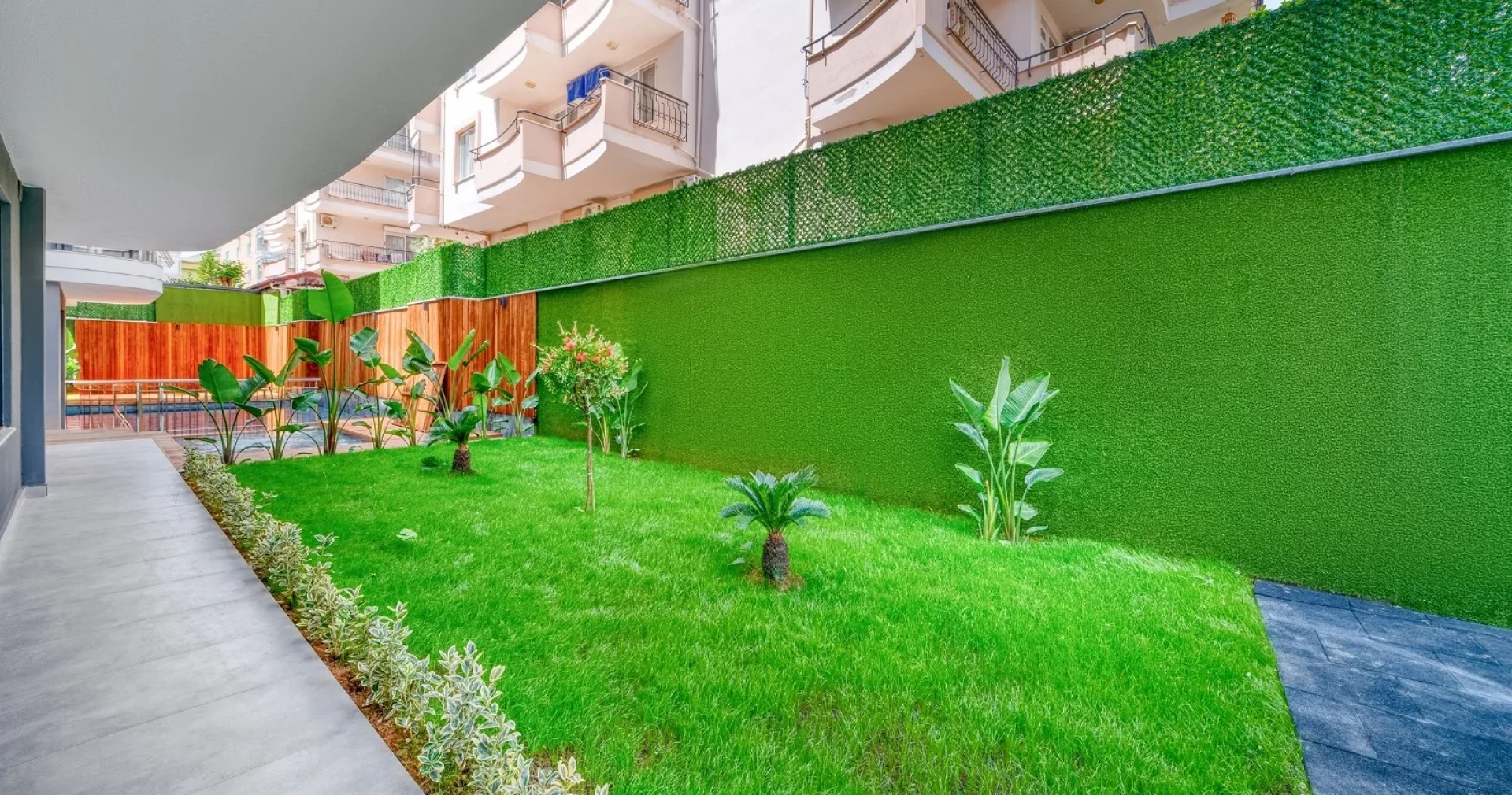 d0f30c9a-33af-4903-85c7-8c697351609b